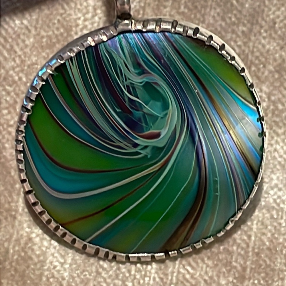 Vintage Sterling Silver Art Pendant Green
